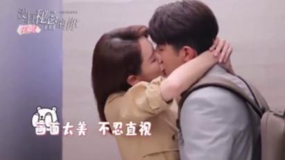 向女生要位置，女生说“我在上班你有来不了怎么回复？游戏画面