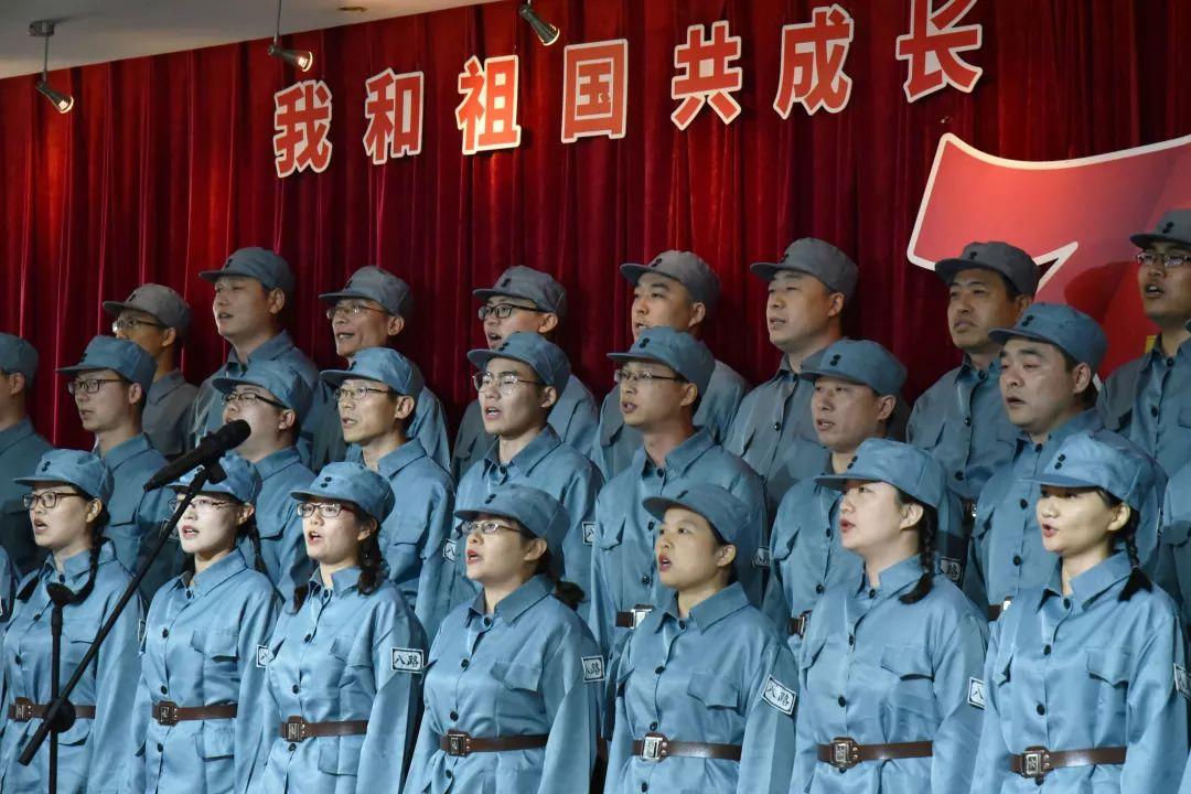 酒业人士：节前白酒动销分化明显，江小白、老村长销量极速下滑